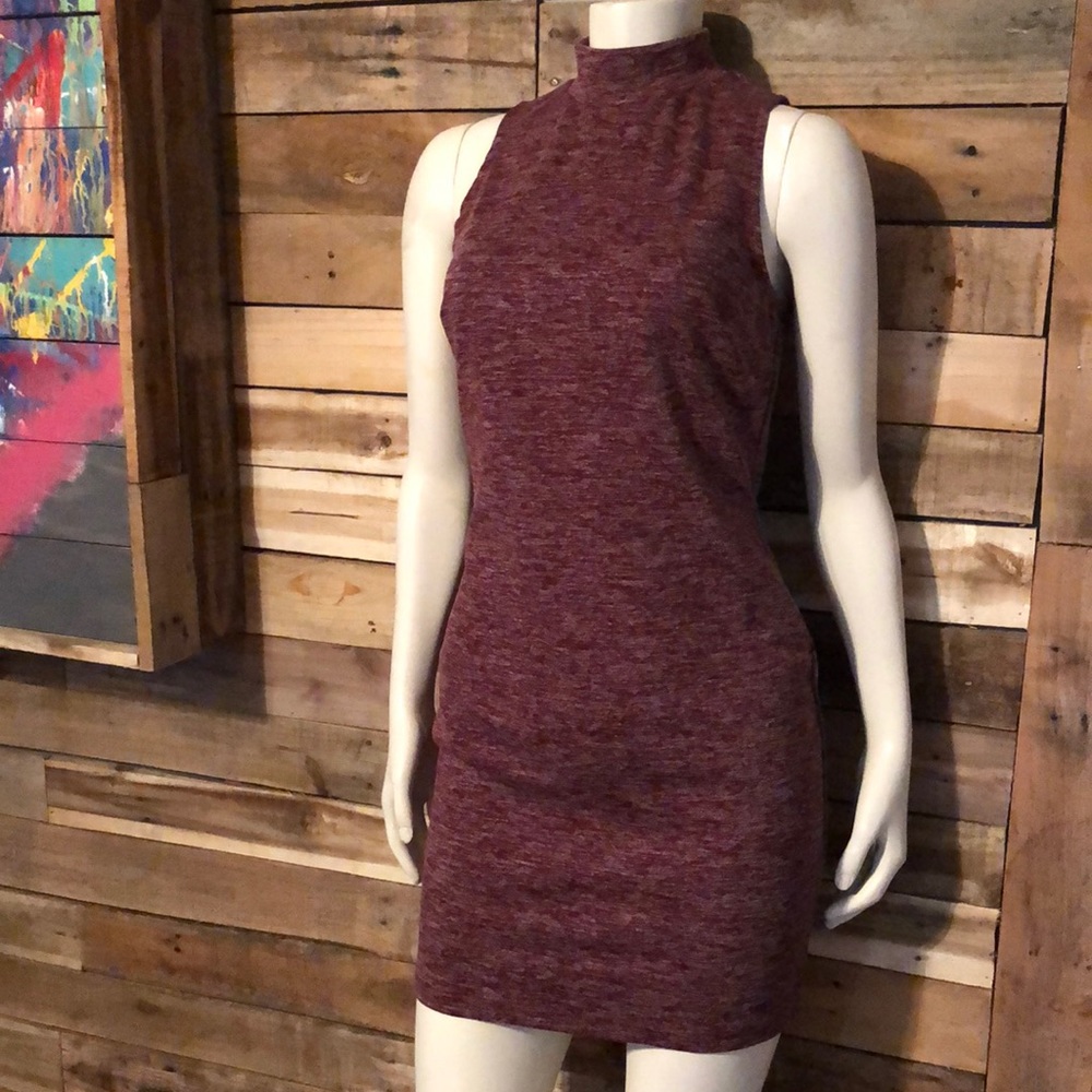 Tight fitting sleeveless dress (small)